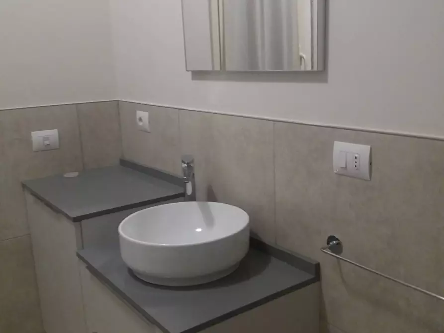 Immagine 6 di Appartamento in affitto  a Vinci