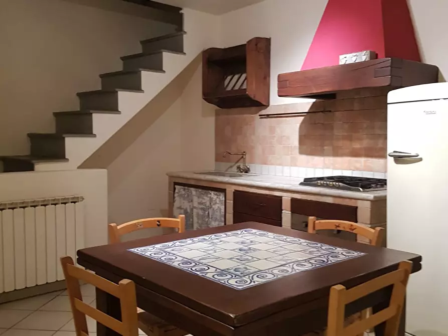 Immagine 1 di Appartamento in affitto  a Capraia E Limite