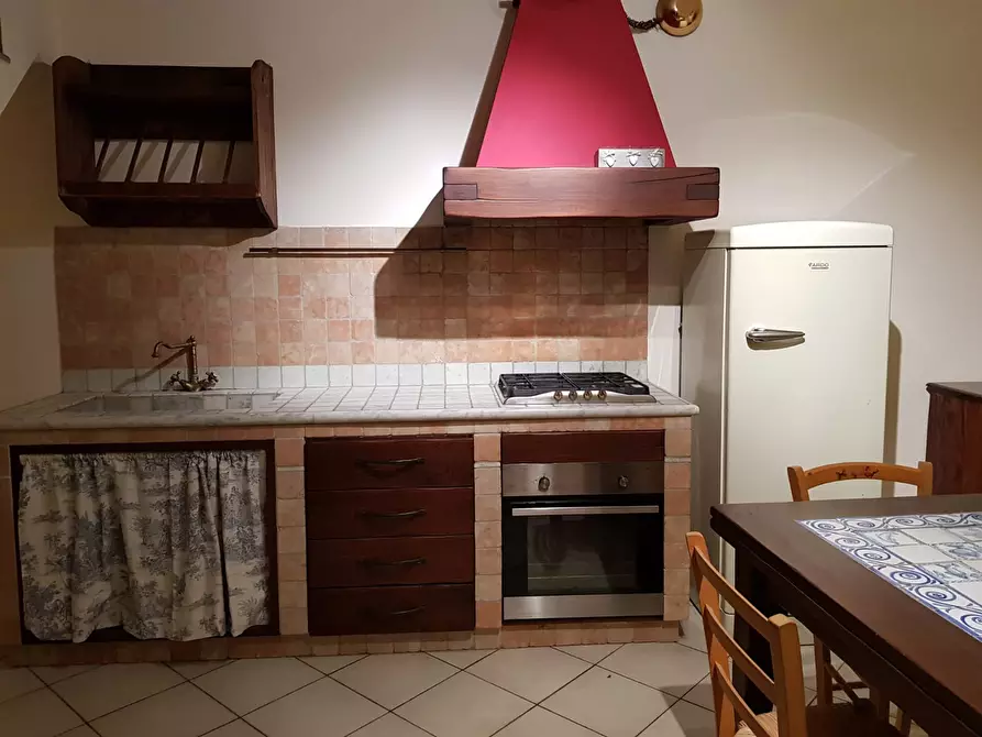 Immagine 2 di Appartamento in affitto  a Capraia E Limite