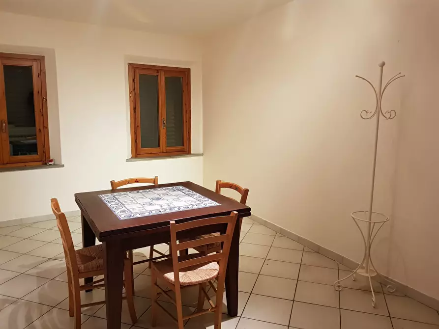 Immagine 4 di Appartamento in affitto  a Capraia E Limite