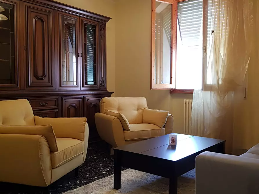 Immagine 11 di Appartamento in affitto  a Empoli