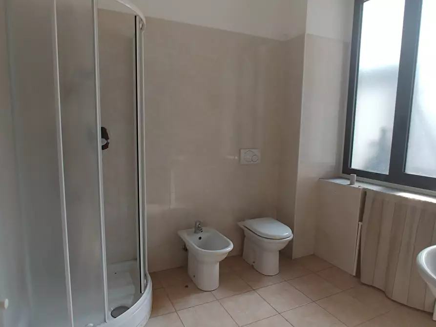 Immagine 12 di Ufficio in affitto  in Via Paolo Regis 1 a Chivasso