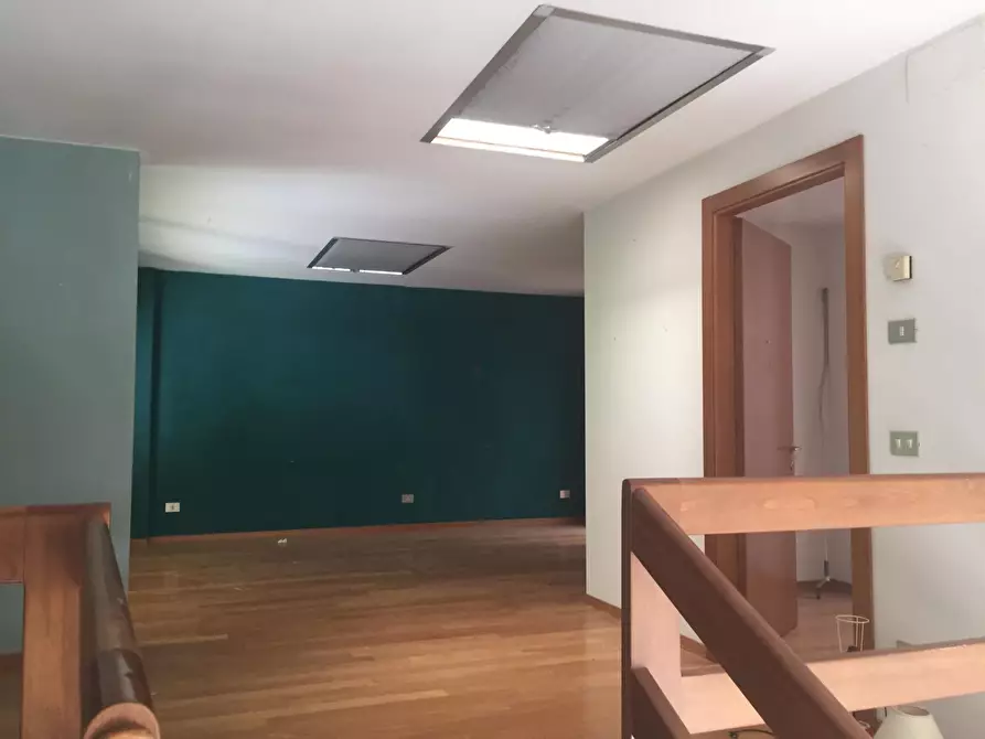 Immagine 8 di Appartamento in affitto  a Empoli