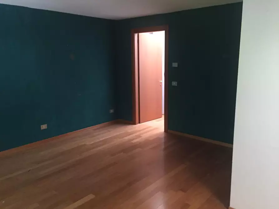 Immagine 11 di Appartamento in affitto  a Empoli