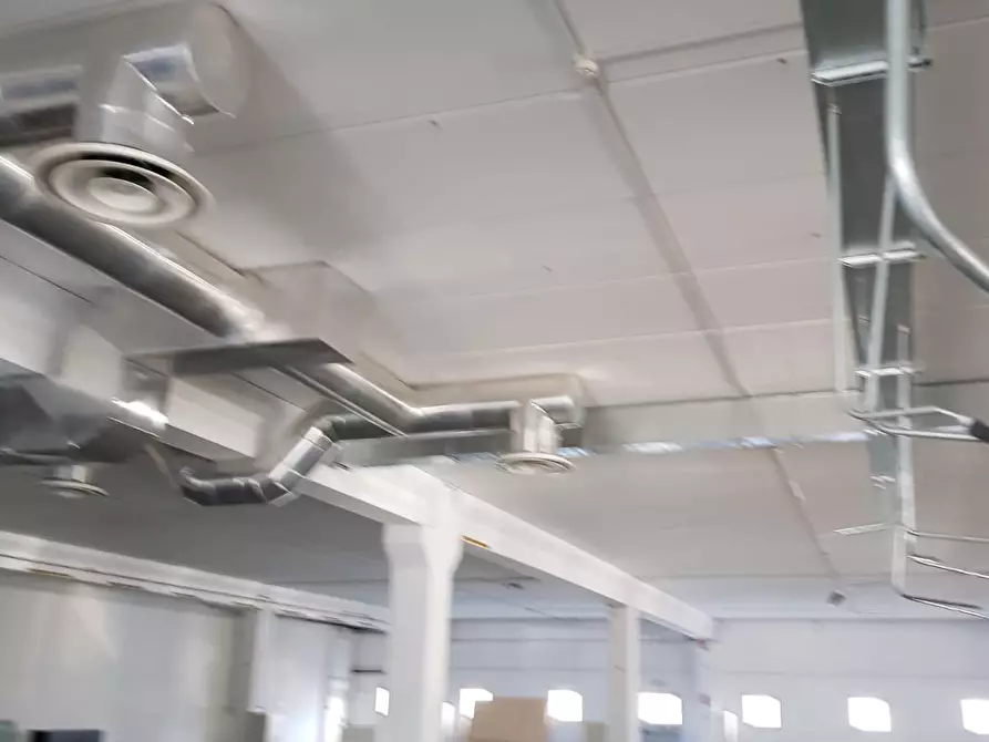 Immagine 4 di Laboratorio in affitto  a Empoli