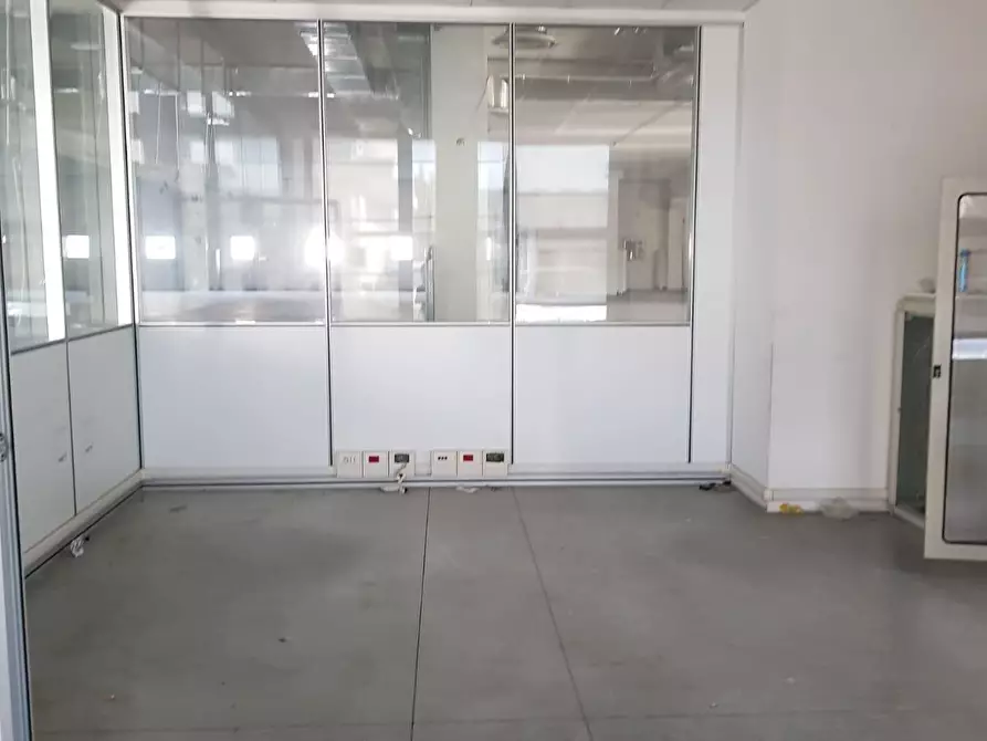 Immagine 7 di Laboratorio in affitto  a Empoli