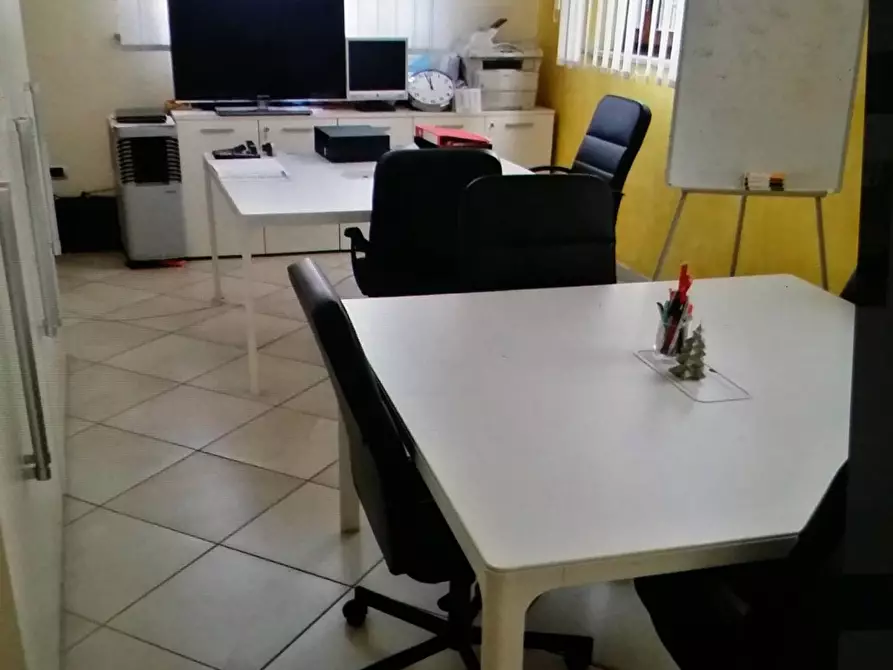 Immagine 3 di Ufficio in affitto  a San Miniato