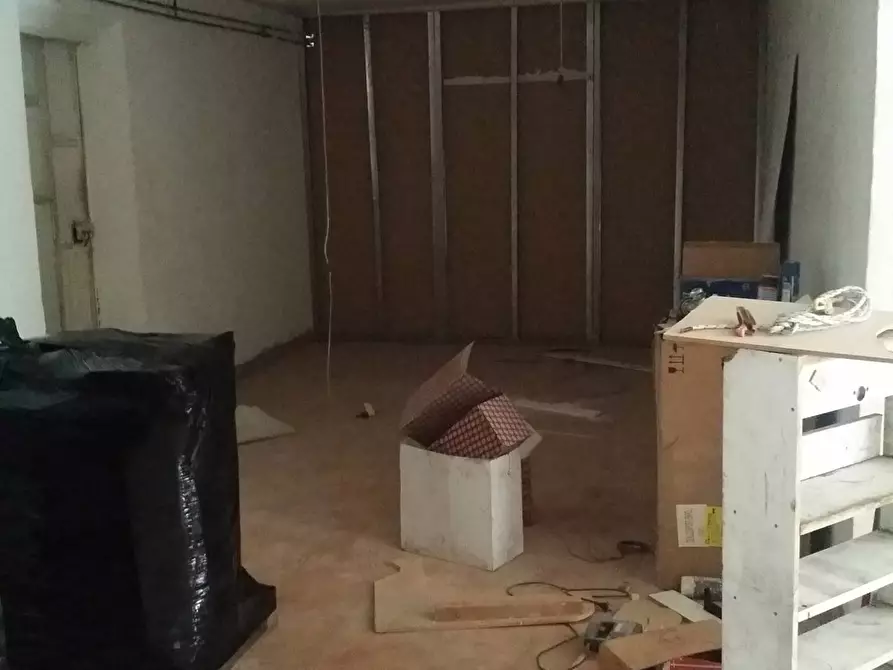 Immagine 2 di Attività commerciale in affitto  a San Miniato