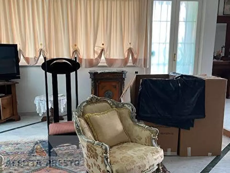 Immagine 22 di Villetta a schiera in affitto  a Empoli