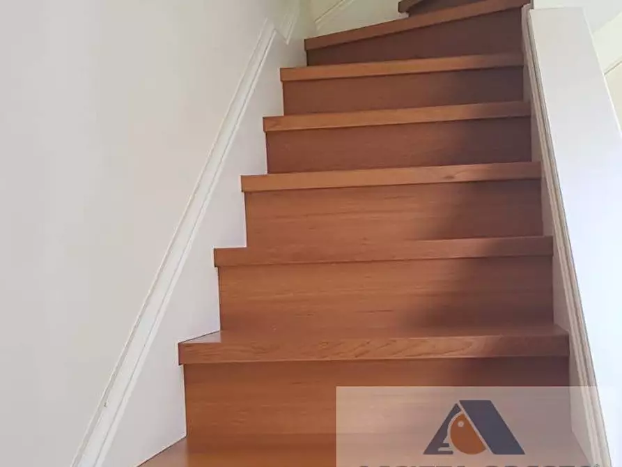 Immagine 16 di Villetta a schiera in affitto  a Montespertoli