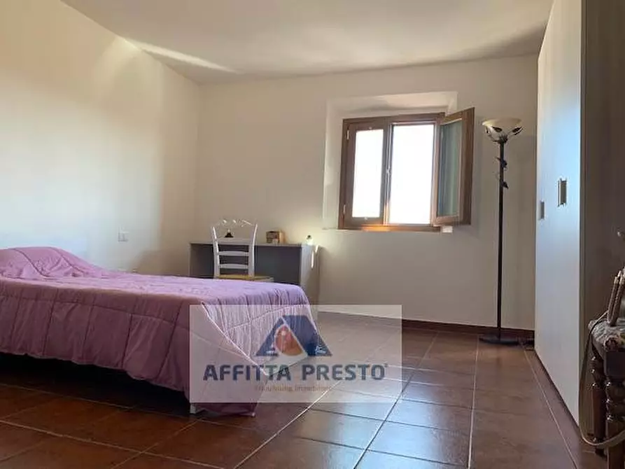 Immagine 3 di Camera in affitto  a Empoli