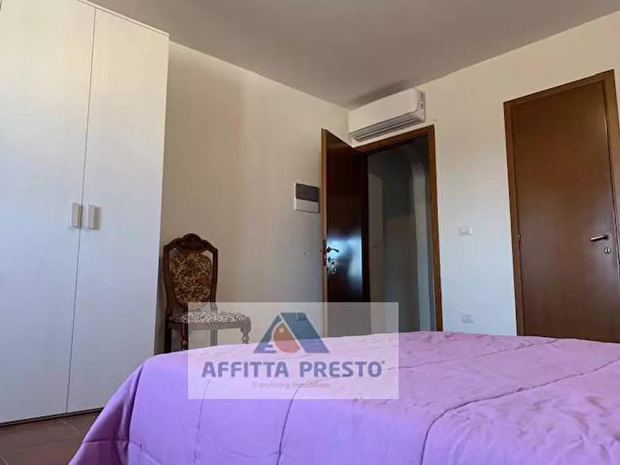 Immagine 8 di Camera in affitto  a Empoli
