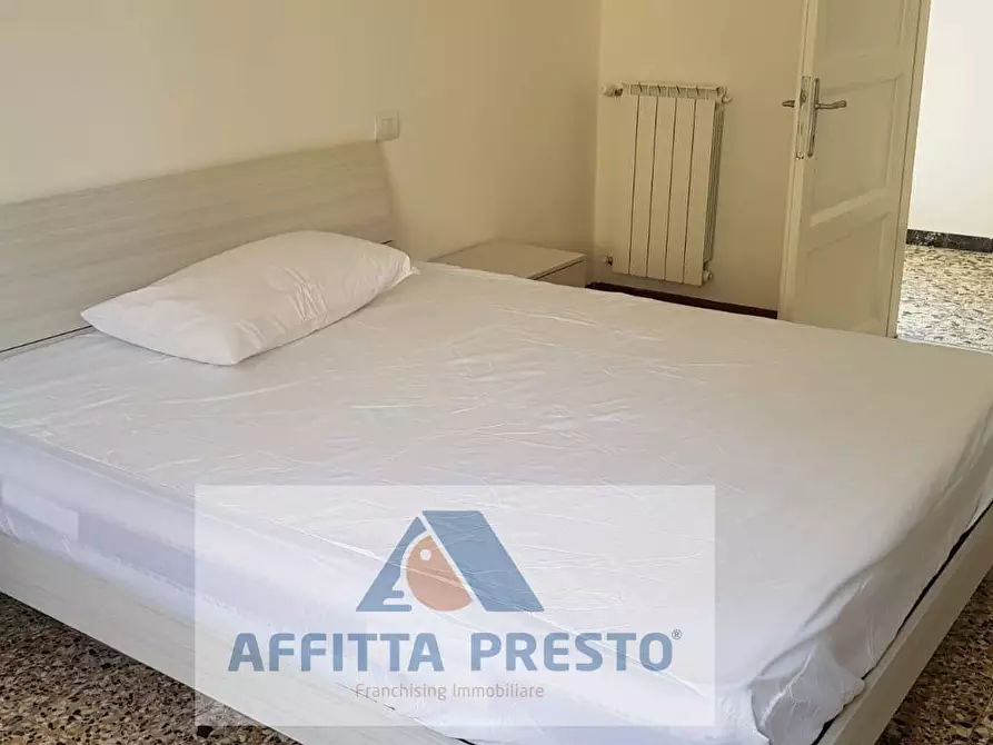 Immagine 2 di Camera in affitto  a Empoli