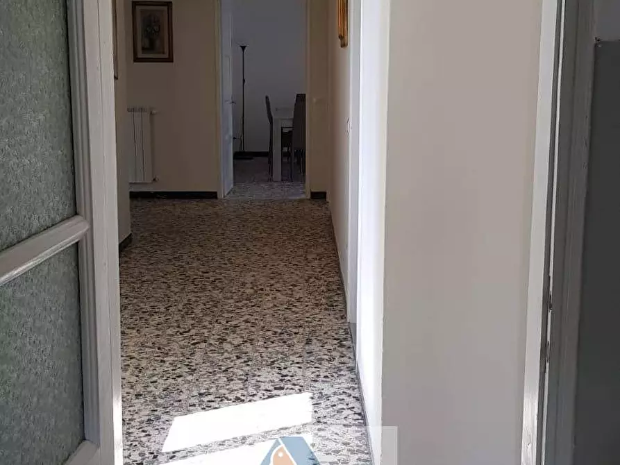 Immagine 18 di Camera in affitto  a Empoli