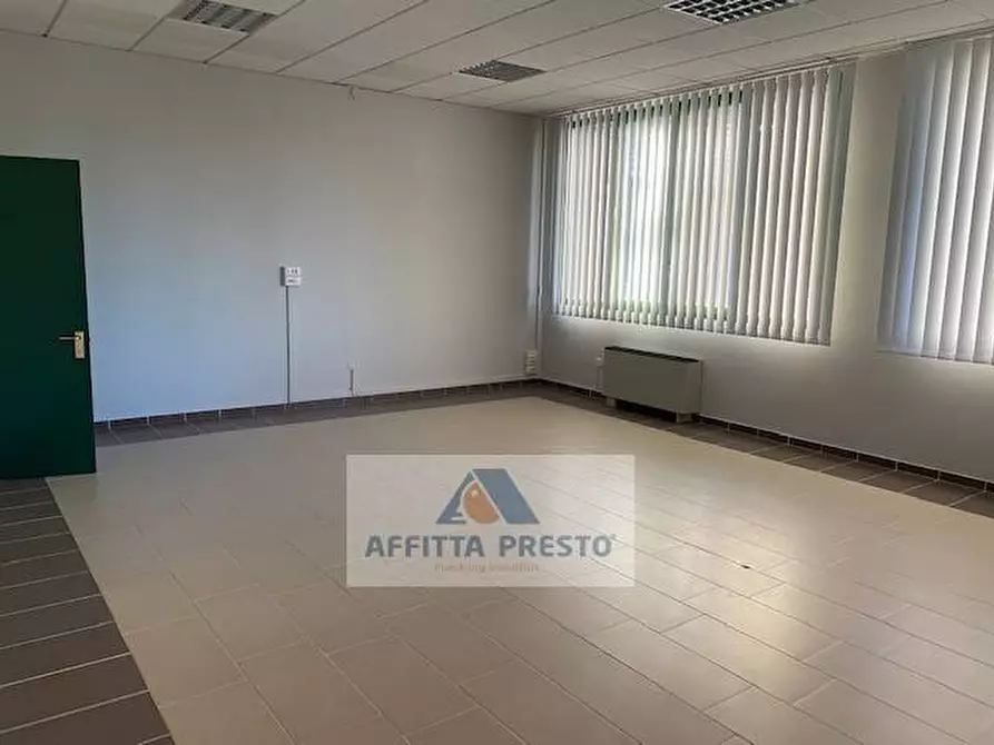 Immagine 1 di Ufficio in affitto  a Empoli