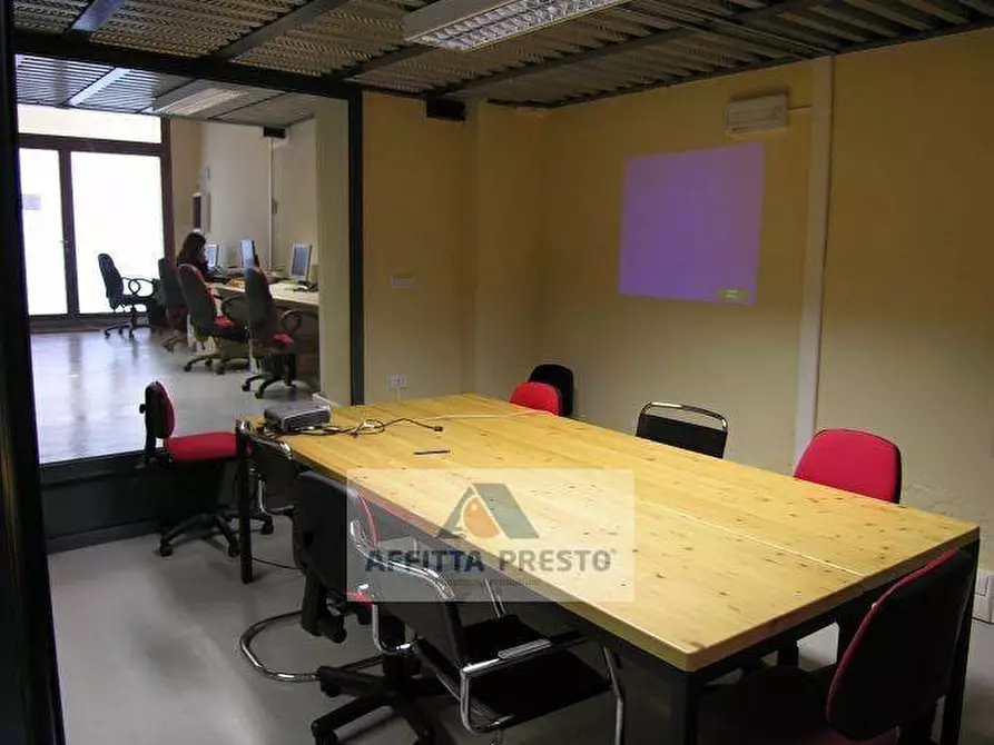 Immagine 5 di Ufficio in affitto  a Empoli