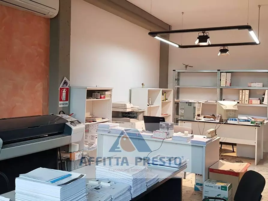 Immagine 7 di Laboratorio in affitto  a Vinci