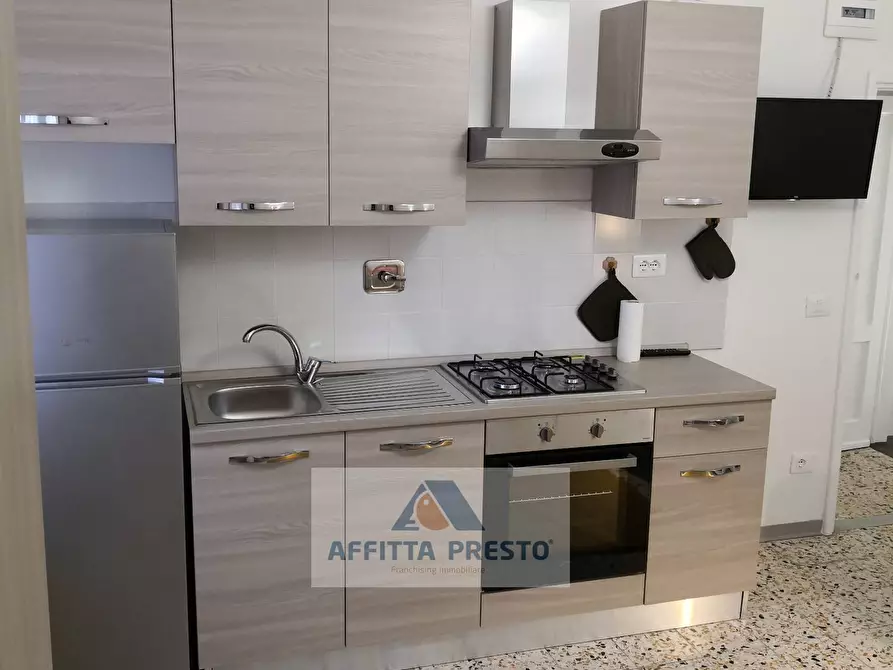 Immagine 5 di Appartamento in affitto  a Empoli