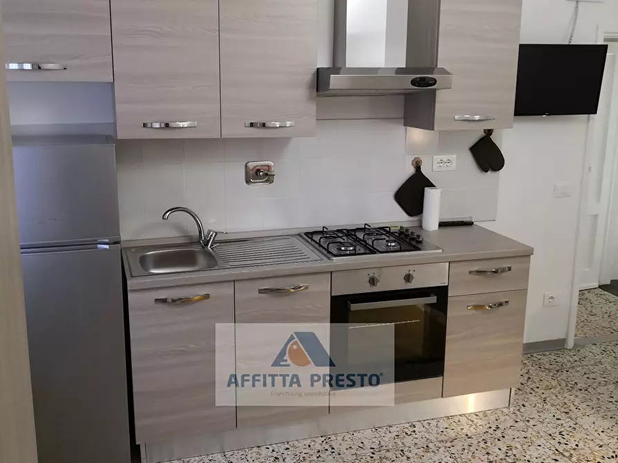 Immagine 8 di Appartamento in affitto  a Empoli