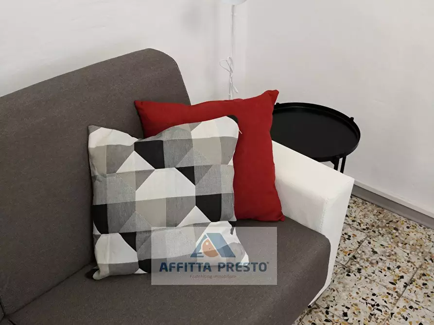 Immagine 34 di Appartamento in affitto  a Empoli