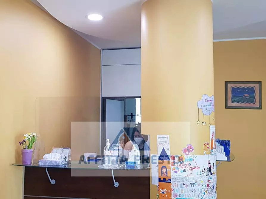 Immagine 10 di Ufficio in affitto  a San Miniato