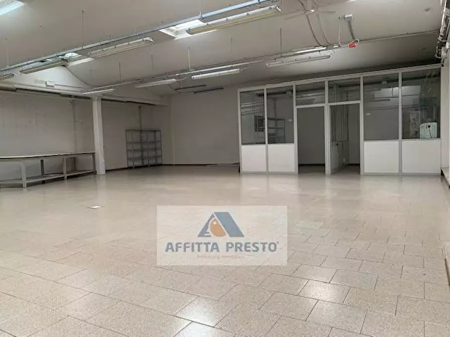 Immagine 1 di Laboratorio in affitto  a Empoli