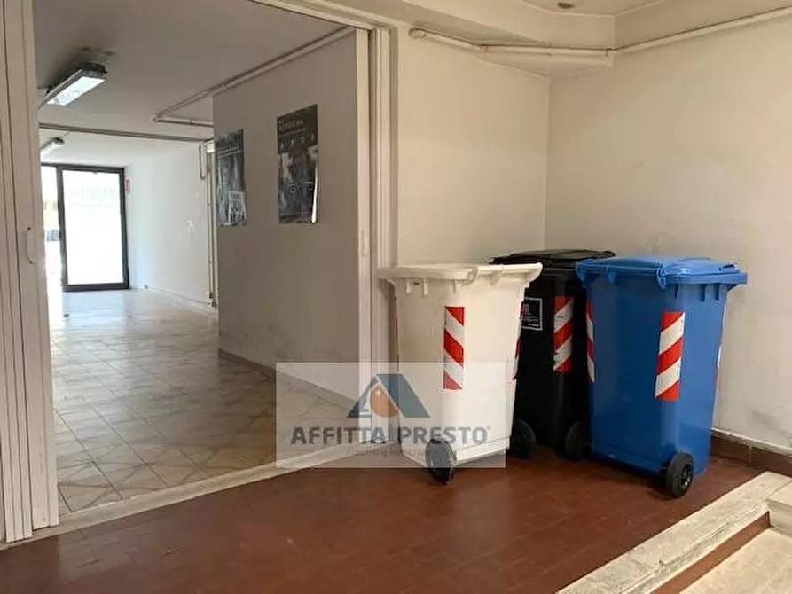 Immagine 12 di Laboratorio in affitto  a Empoli