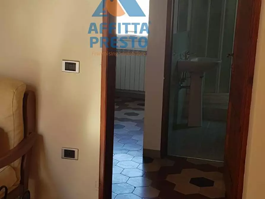 Immagine 10 di Appartamento in affitto  a Capraia E Limite