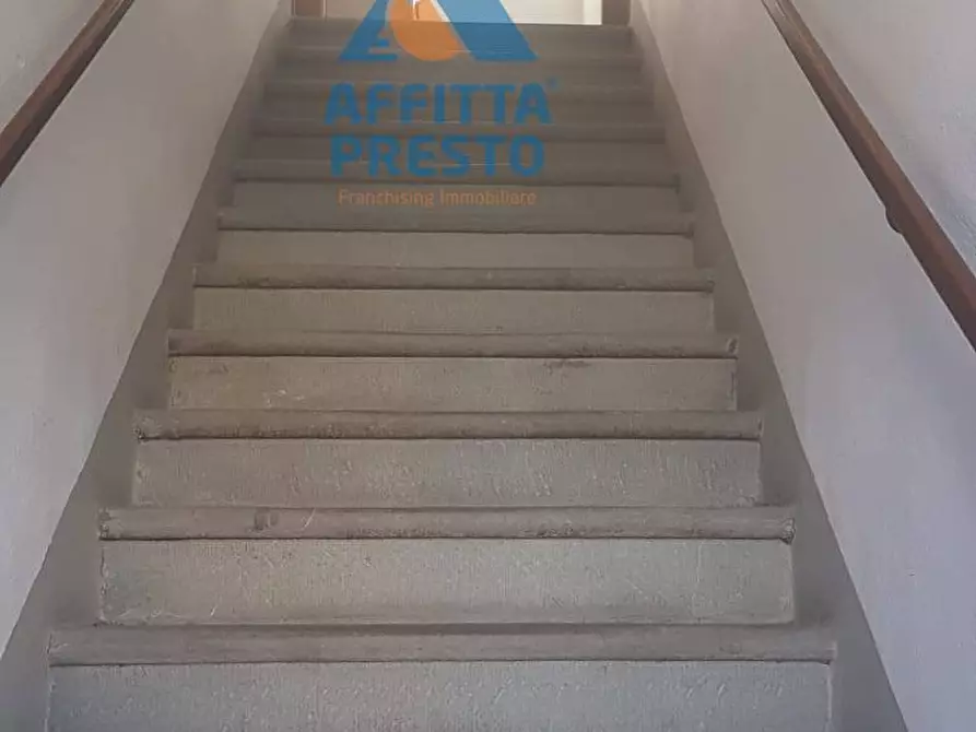 Immagine 11 di Appartamento in affitto  a Capraia E Limite