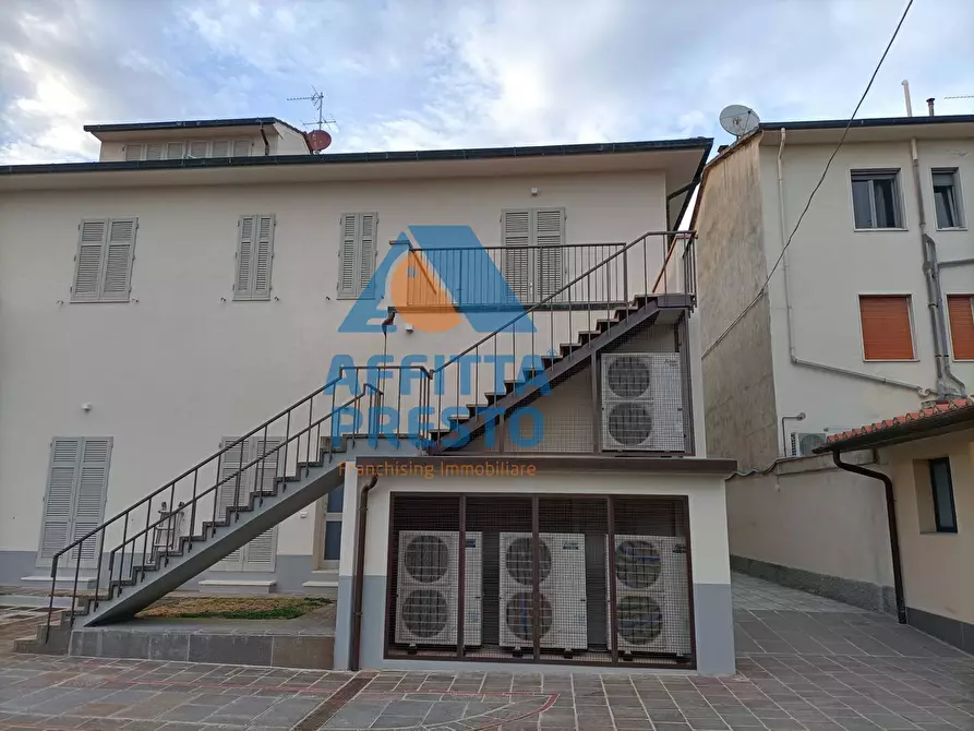 Immagine 18 di Appartamento in affitto  a Empoli