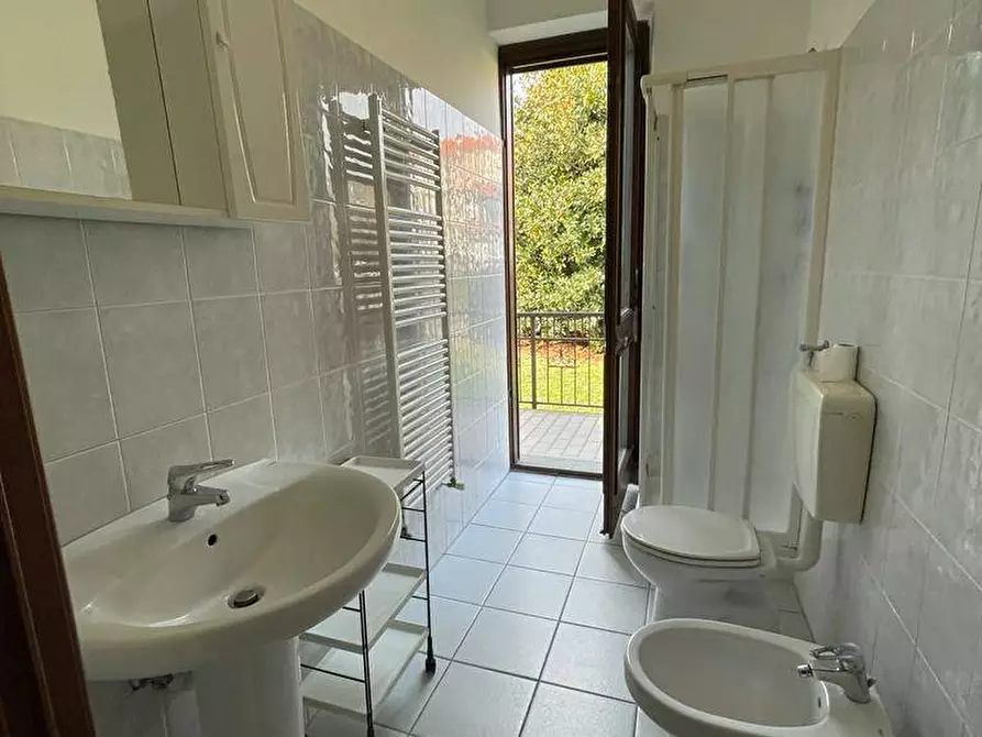 Immagine 7 di Appartamento in affitto  in ZONA VIALI 1 a Chivasso