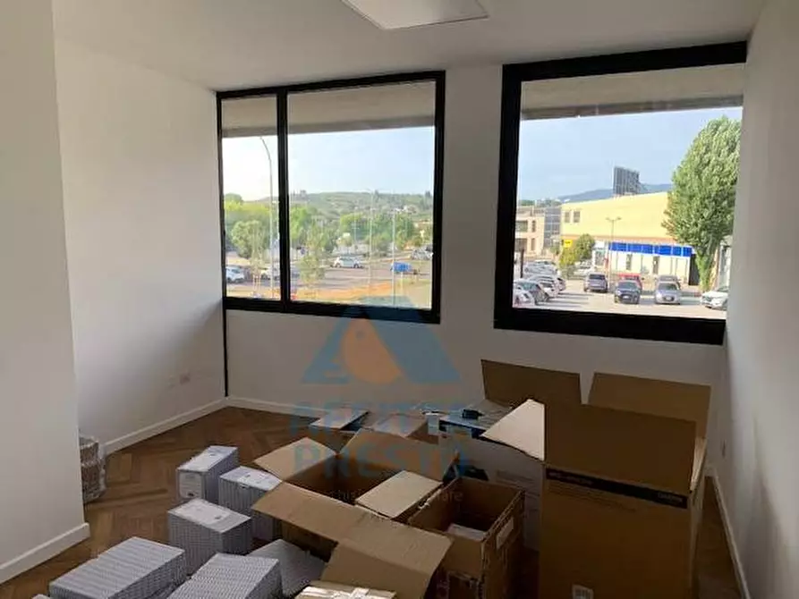 Immagine 12 di Ufficio in affitto  a Empoli