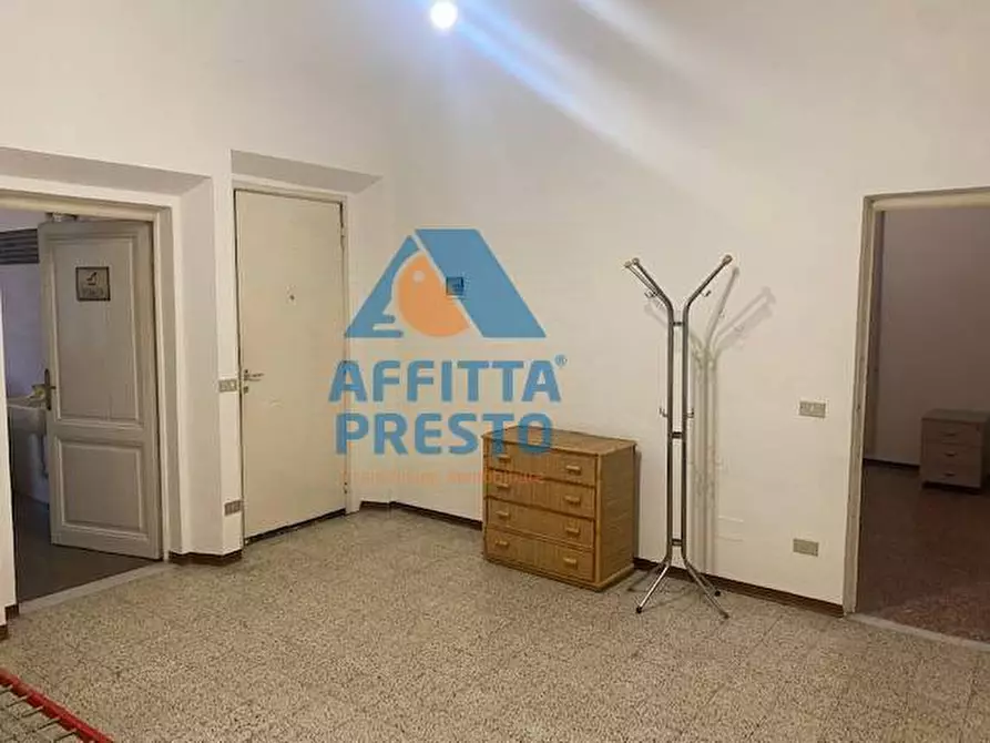 Immagine 3 di Camera in affitto  a Empoli