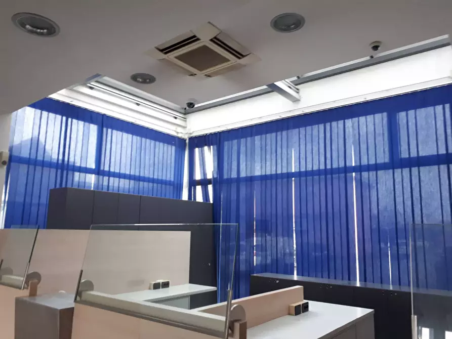 Immagine 2 di Attività commerciale in affitto  a San Miniato