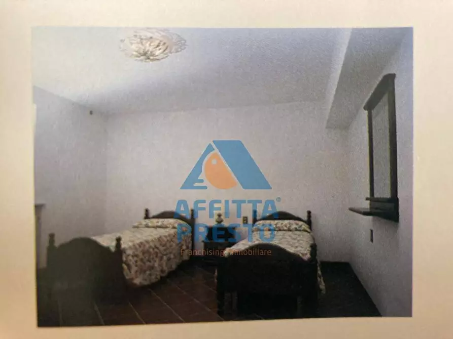 Immagine 2 di Appartamento in affitto  a Capraia E Limite