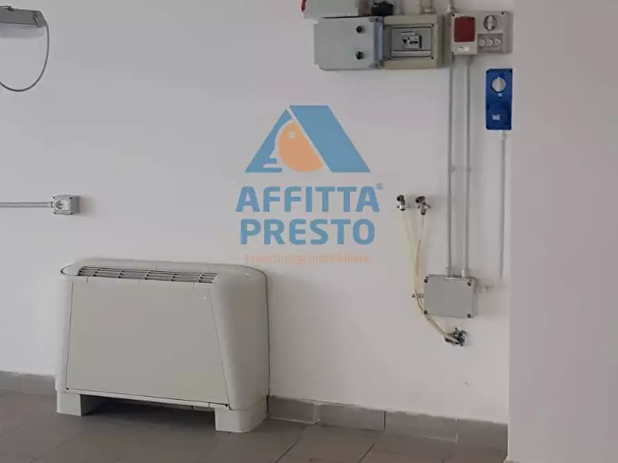 Immagine 6 di Laboratorio in affitto  a Montelupo Fiorentino