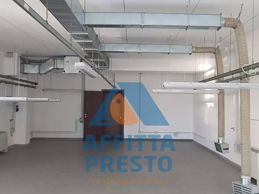 Immagine 1 di Laboratorio in affitto  a Montelupo Fiorentino