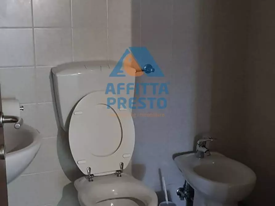 Immagine 13 di Laboratorio in affitto  a Montelupo Fiorentino