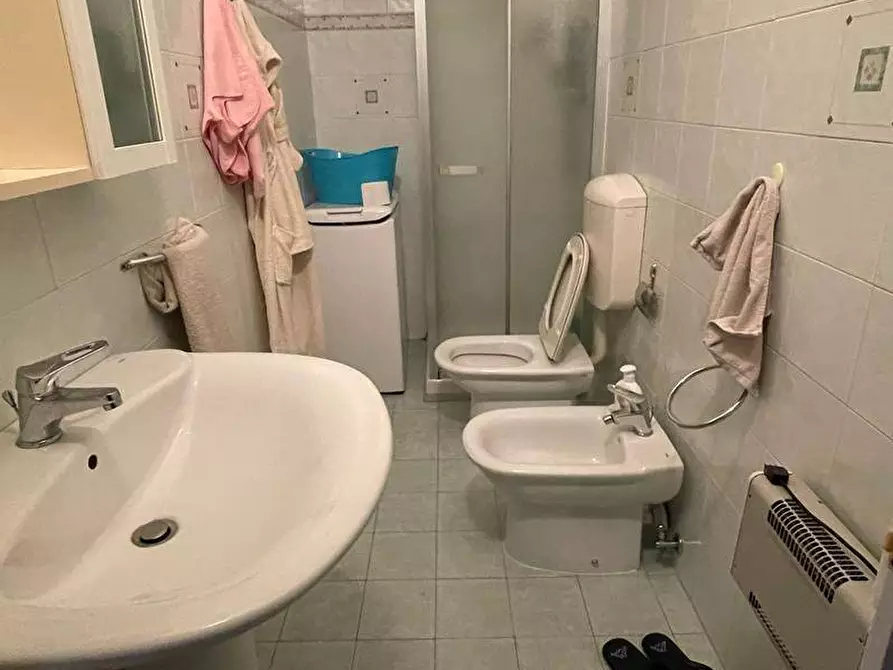 Immagine 13 di Appartamento in affitto  in Via Pascoli 1 a Chivasso