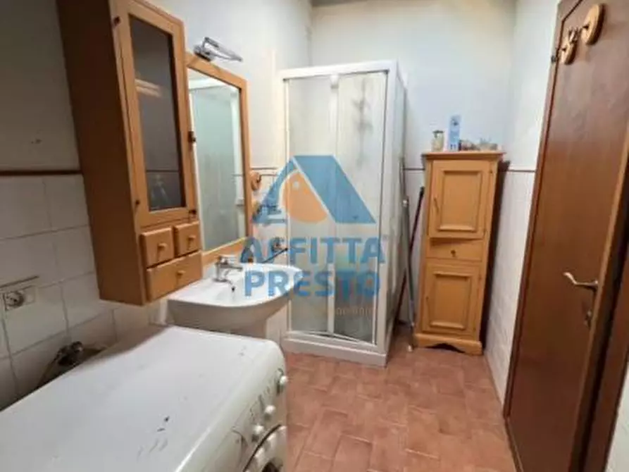 Immagine 26 di Appartamento in affitto  a Empoli