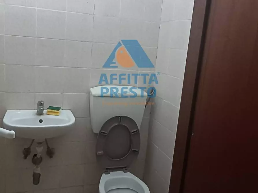 Immagine 8 di Magazzino in affitto  a Fucecchio