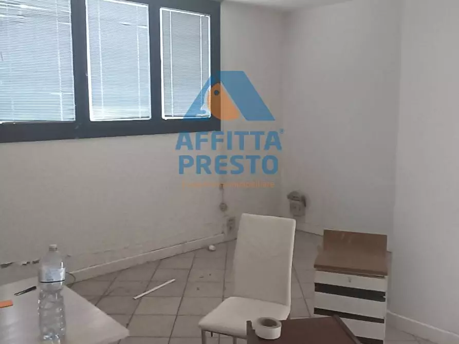 Immagine 6 di Magazzino in affitto  a Fucecchio