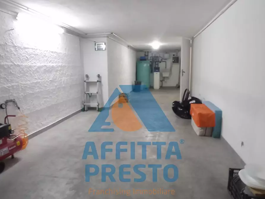 Immagine 13 di Appartamento in affitto  a Empoli