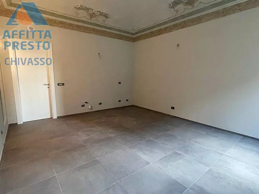 Immagine 20 di Appartamento in affitto  in Via Roma a Chivasso