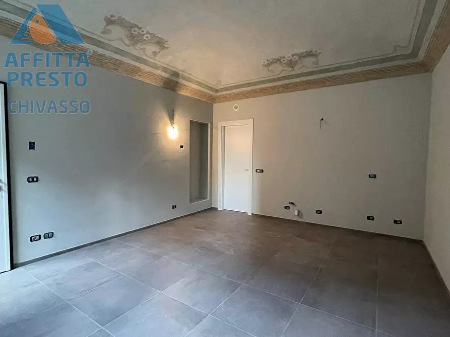 Immagine 2 di Appartamento in affitto  in Via Roma a Chivasso