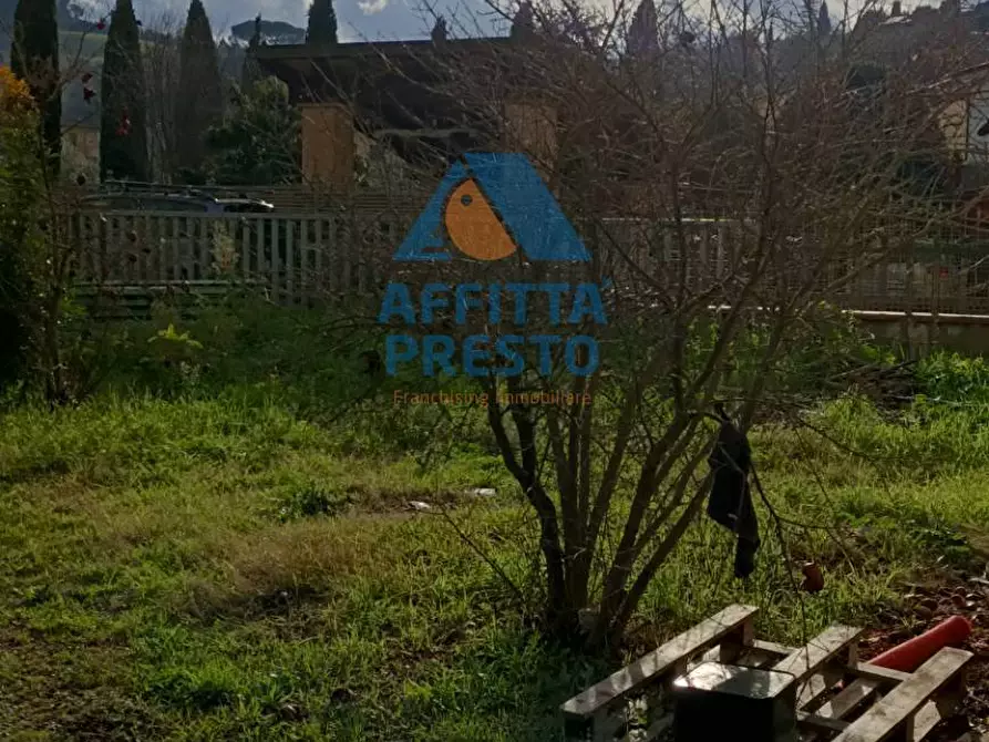 Immagine 4 di Attività commerciale in affitto  a Empoli