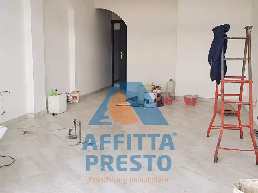 Immagine 4 di Attività commerciale in affitto  a Vinci