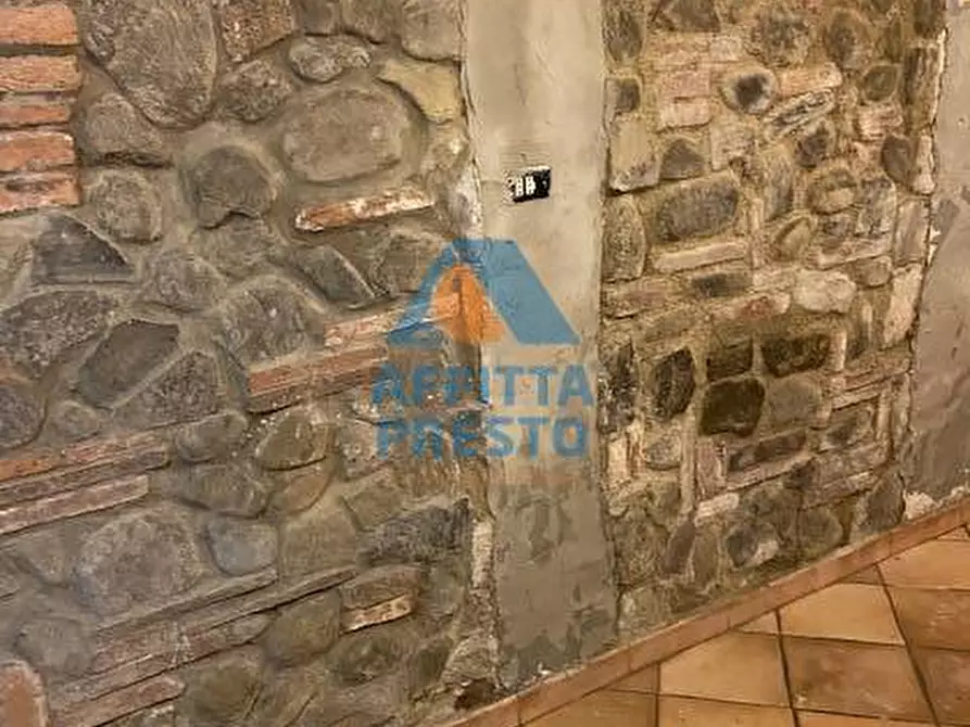 Immagine 2 di Appartamento in affitto  a Capraia E Limite