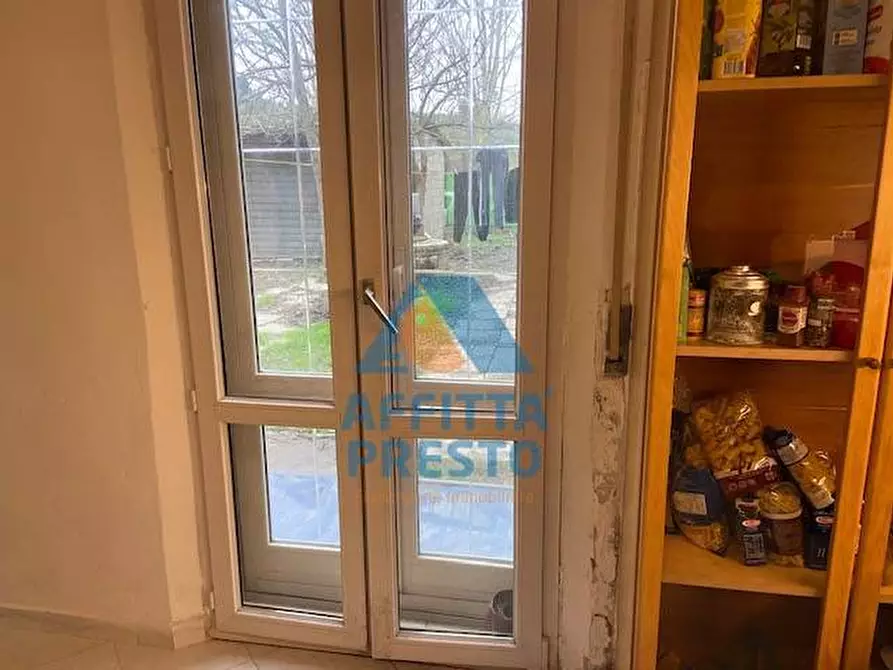 Immagine 11 di Appartamento in affitto  a Capraia E Limite