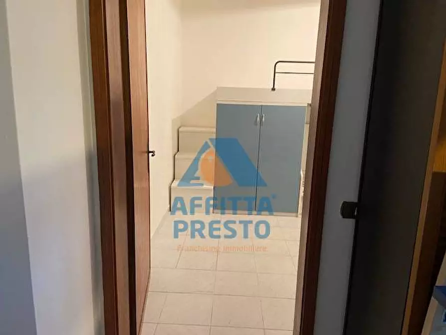 Immagine 16 di Appartamento in affitto  a Capraia E Limite